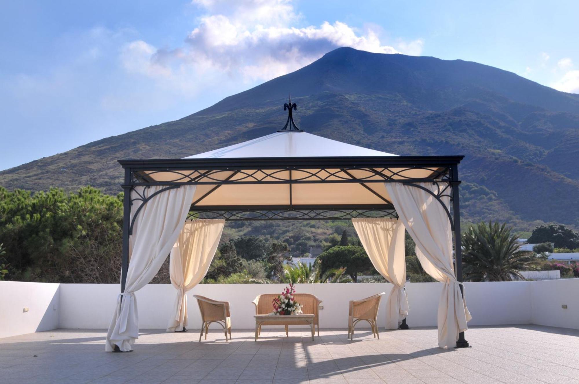 Hotel Villaggio Stromboli - Isola Di Stromboli Kültér fotó
