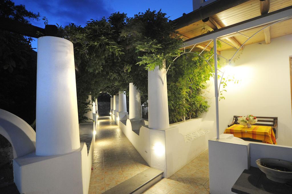Hotel Villaggio Stromboli - Isola Di Stromboli Kültér fotó