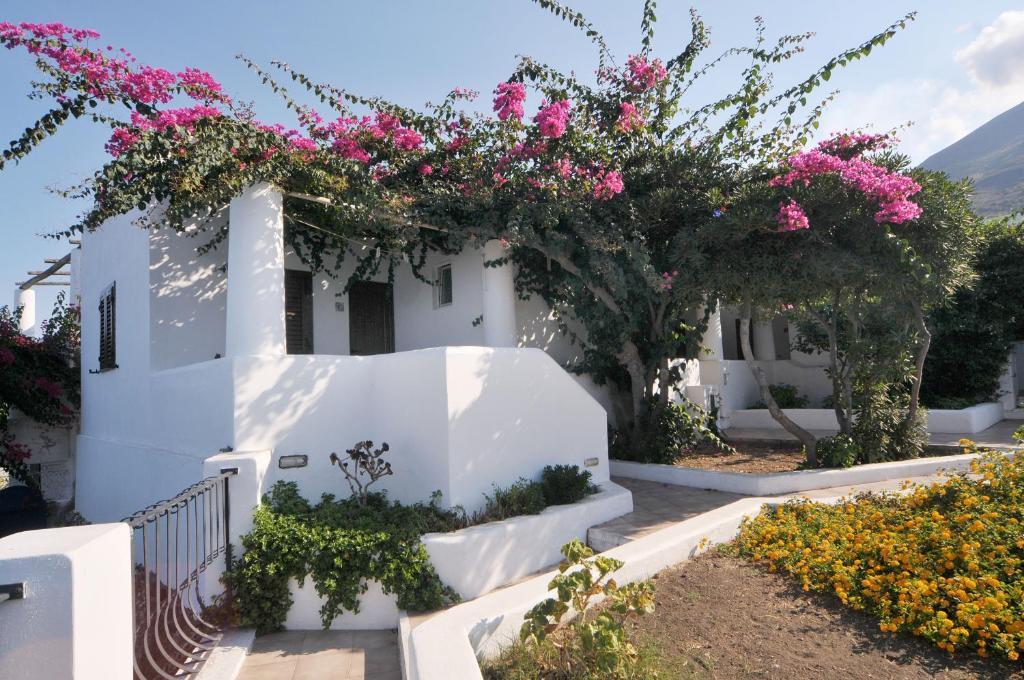 Hotel Villaggio Stromboli - Isola Di Stromboli Kültér fotó
