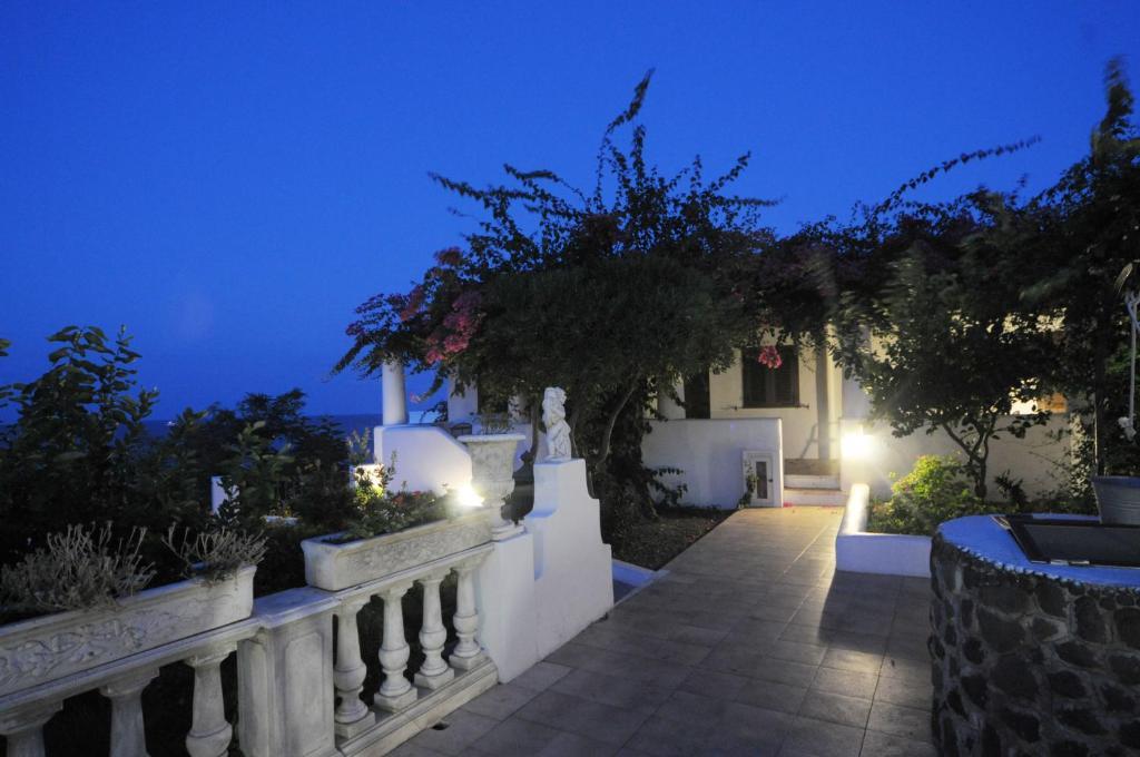 Hotel Villaggio Stromboli - Isola Di Stromboli Kültér fotó