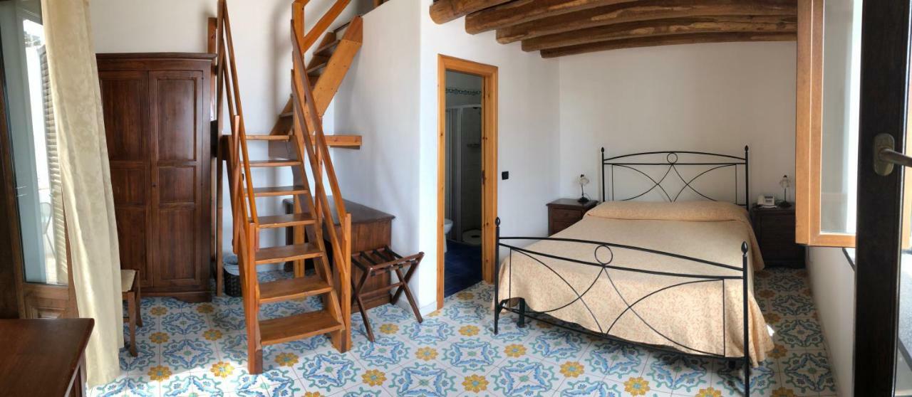 Hotel Villaggio Stromboli - Isola Di Stromboli Kültér fotó
